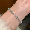 Pulsera Nueva de Zirconia de Cuatro Hojas al por Mayor, Lujo Ligero, Accesorio Fresco y Refinado, Pulsera Ajustable de Gama Alta para Mujeres
