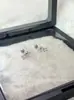Lindos Aretes de Hilo Pequeños de Acero de Titanio con Forma de Gato KT Lazo Estrella Rosa Dulce para Hélice del Hueso del Oído