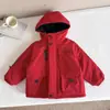 Nausicaä del Valle del Viento 2025 Invierno Nuevo Estilo Cálida y Elegante Chaqueta para Niños Roja Versátil Abrigo de Algodón Infantil Edición de Año Nuevo