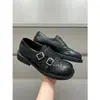 Sapatos Pequenos de Couro Bovino de Primeira Camada Estilo Britânico para Mulheres 2025 Outono Novos Sapatos Brogue Esculpidos, Versátil