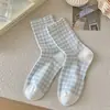 Meias de algodão puro para mulheres, meias outonais sem costura, meias de algodão penteado respiráveis estilo japonês com estampa floral, tubo médio-alto, meias empilhadas com punho bolha