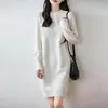 Vestido de Tricô de Lã 100% Feminino Outono/Inverno Estilo Grosso Ombro Caído Comprimento Médio Bainha Dividida Manga Longa Solto