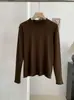 KEKEZOON Camiseta de manga larga ajustada de color liso suave con cuello alto medio fruncido de doble capa para mujer 8796