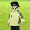 Jaqueta de outono para meninos, corta-vento infantil, novo estilo coreano 2026, para meninos, outono, crianças pequenas e médias, jaqueta de montanhismo à prova de vento