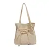 Bolso de mano tipo cubo versátil de lunares estilo coreano, estilo simple para el día a día, para mujer, alto atractivo estético, femenino, moderno, para llevar al hombro y cruzado