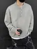 Suéter Americano Gris con Cuello Henry para Hombre Invierno Estilo Perezoso de Gama Alta Suéter Básico Chaqueta de Corte Limpio