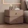 Mesita de noche pequeña moderna y minimalista para uso doméstico, hecha de madera maciza, de color crema, de alta gama, cuero de lujo ligero, con características de almacenamiento e instalación