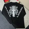 Otoño 2026 Nueva Marca de Moda Suéter para Hombre Cuello Redondo Manga Larga Holgado Casual Versátil Camiseta para Hombre