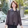 Moda Mamá 2026 Otoño Nueva Llegada Solapa Manga Larga Chaqueta Abrigo de Cuero Mujer Mediana Edad y Mayor Holgada Adelgazante Chaqueta Top