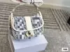 Bolso clásico retro marca D para mujer 2023 nuevo estilo bordado bolso Montaigne versátil para hombro y cruzado bolso cuadrado pequeño