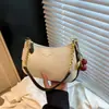 Bolsa de Ombro para Comércio Exterior para Mulheres 2025 Nova Nicho Outono e Inverno Versátil Bolsa de Ombro Único Transversal Corrente de Alta Qualidade Bolsa Dumpling