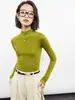 Camiseta base de punto color verde aguacate estilo francés de cuello medio alto para mujer, otoño e invierno, elegante, adelgazante, suave y acogedora