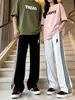 Calça de moletom estilo americano com três listras para homens, marca da moda para primavera e outono, calça comprida com estampa personalizada, calça esportiva casual solta versátil e fashion