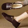 Zapatos Planos Mary Jane Retro Estilo Preppy Camelia Hebilla en T Piel Integrada Punta Redonda Forro de Lana Zapatos Pequeños de Cuero para Mujer