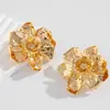 Pendientes Grandes de Flor Metálica Tridimensional Vintage, Estilo Lujo Ligero Europeo y Americano, Aretes Florales Dorados, Pendientes Exagerados para Mujer