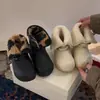 Botas de Neve Infantis 2026 Outono/Inverno Novo Estilo Confortáveis Solado Macio Botas de Couro Moda Coreana Botas de Algodão com Forro de Lã Espesso Sapatos de Algodão