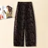Jeans de mujer de alta gama hechos a medida con estampado de leopardo retro, otoño 2026, de cintura alta, adelgazantes, estampados, con una caída moderna