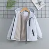 Jaqueta Nova de Fleece Forrado para Meninos Jaqueta Corta-vento Nova Moda Infantil Jaqueta Primavera/Outono Jaqueta Impermeável de Outono/Inverno para Meninas