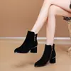Zapatos Otoño Invierno Botines Cortos para Niños 2026 Nuevo Estilo Mate de Moda Tacón Grueso Más Vendido Botas de Moda con Felpa Botas Individuales Primavera Otoño