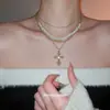 Pingente de Cruz Cravejado com Diamantes Colar de Pérolas em Camadas Retro Francês Luz de Luxo Corrente de Clavícula de Alta Qualidade Corrente de Pescoço de Nicho para Mulheres