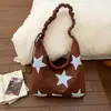 Bolso Cruzado Bordado de Estrella de Nicho Estilo Coreano, Bolso de Hombro de Gamuza de Gran Capacidad, Bolso de Axila Fresco y Versátil para Otoño e Invierno