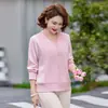 Camiseta de Manga Larga de Color Sólido Nueva Primavera 2026 para Mujeres de Mediana Edad, Camiseta Base Delgada, Tops de Moda para Damas de Mediana Edad