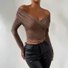 Top Feminino Sexy de Manga Longa com Decote em V Profundo, Estilo Europeu e Americano para Outono e Inverno, Popular Transfronteiriço Plissado Ombro a Ombro Versátil Moda
