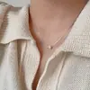 Collar Minimalista de Acero de Titanio Japonés y Coreano No Descolorante para Mujer, Gargantilla con Diseño Dulce de Perlas Estilo Ins, Cadena Versátil de Clavícula para Mujer de Lujo Ligero