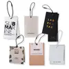 Etiquetas colgantes personalizables en múltiples materiales, pequeñas cantidades, estampado en caliente dorado elevado/grabado a prueba de manipulaciones, formas irregulares, algodón y lino, cartulina negra, papel vainilla
