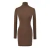 Vestido Corto Sexy de Cuello Semi Alto Estilo Americano Chica Picante Otoño e Invierno 2025 Nuevo Ajustado Ceñido a la Cintura Bodycon Manga Larga