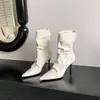 Botas Blancas Elegantes de Punta con Volantes para Mujer 2026 Tendencia Elegantes Otoño/Invierno Botas de Media Caña de Tacón Alto Plisadas Botas Cortas Hot Girl