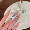 Lágrimas de Fada! Colar Pingente Gota com Laço Microcravejado de Zircônia para Mulheres, Corrente de Pescoço de Design de Nicho de Luxo Leve