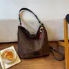 Elegante Bolso Tote Xiaomi de Alto Valor con Estampado de Leopardo para Mujer Gran Capacidad 2026 Otoño Nuevo Bolso de Hombro Mochila Retro
