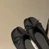 Zapatos Planos Mary Jane Estilo Francés Lunares de Satén Boca Baja para Mujer 2026 Nuevos Zapatos Planos Ballet Punta Dividida con Lazo