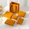 Elegante caja de joyería tipo cajón para pendientes, collares, pulseras y accesorios, caja de regalo de papel para joyería, disponible en pequeñas cantidades