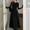 Otoño 2023 Vestido de punto calado de manga larga para mujer Diseño de nicho con sentido del diseño Cintura adelgazante Elegante falda larga negra