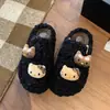 Pantuflas peludas de suela gruesa para mujer para otoño e invierno, de moda y versátiles, lindas de dibujos animados de gatito en la suela, medias pantuflas