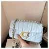 Producto estrella de transmisión en vivo transfronteriza: bolso de hombro y bandolera acolchado versátil de alta calidad, popular bolso pequeño con cadena estilo Chanel