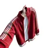 Moletom cardigã esportivo listrado estilo americano para homens, coleção de outono, design desconstruído de peso pesado, corte de ombro regular, jaqueta baseball de três listras
