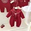 Macacão vermelho novo estilo chinês para bebê menina, vestido de aniversário de um ano, roupa para celebração de um mês e 100 dias, macacão tradicional bordado para engatinhar