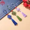 Fabricantes Mayoristas de Borlas de Nudo Chino Marcadores de Libros Tejidos a Mano con Nudos Chinos USB con Características Chinas Nudos Chinos Pequeños