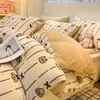 Conjunto de Quatro Peças de Leite Fleece Esculpido Espesso de Inverno Capa de Edredom Quente de Fleece de Coral Conjunto de Três Peças de Flanela Roupa de Cama
