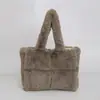 Bolsa de Felpa, Bolso Tote de Nicho Estilo Coreano, Bolso Versátil para Mujer, Bolso de Mano de Gran Capacidad, Bolso de Hombro, Bolso Peludo, Versátil para el Viaje Diario