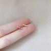 Mini Aretes Invisibles de Plata 925 2025 Nuevos Aretes Diseño Nicho Clavo para Hueso de la Oreja Aretes para Agujeros en la Oreja para Mujer