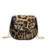 Bolso de Hombro Único con Estampado de Leopardo de Moda para Mujer 2025 Nueva Moda Lujo Ligero Bolso Cruzado Mini tipo Sillín Versátil Bolso Casual Tendencia