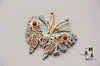 Goteo de aceite imitación pluma de martín pescador alas de mariposa piezas de flor porosas pasadores de pelo Hanfu hechos a mano DIY accesorios de joyería chapados en oro