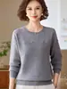 El atuendo de otoño de mamá: Top de punto jacquard con cuello redondo para mujer, nuevo estilo otoño-invierno con decoración de cuentas, elegante camisa básica de manga larga