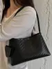 Bolso de axila tejido de moda para mujer, nuevo modelo 2026, bolso de hombro simple, bolso de gran capacidad para el día a día, bolso retro elegante