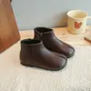 Botas de Cano Curto de Couro para Meninas 2026 Outono Mais Vendido Solado Macio Antiderrapante Botas Martin para Bebê Sapatos Únicos Versáteis de Cor Sólida