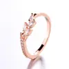 Novo Anel de Folha Estilo Fresco para Mulheres, Joia Fashionável de Galho com Zircônia Ouro Rosa de Comércio Exterior, Acessório Transfronteiriço Mais Vendido